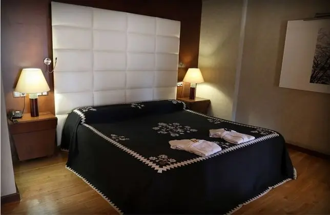 Junior Süit, Balkon