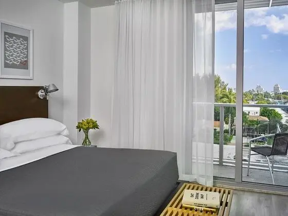 Urban One Bedroom Suite - With Balcony