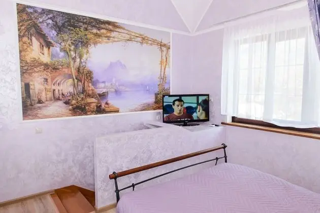 Design Dubleks (French Duplex Apartment)