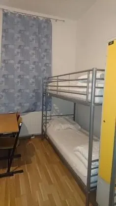 Basic İki Ayrı Yataklı Oda, Ortak Banyo