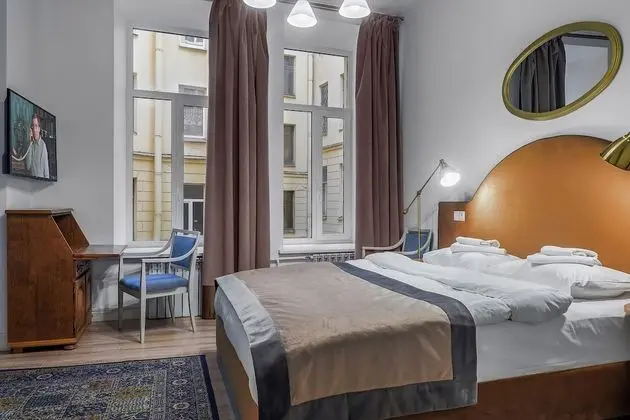 Standard Tek Büyük Yataklı Oda