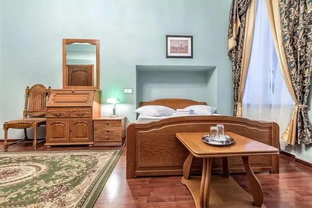 Standard Tek Büyük Yataklı Oda, Nehir Manzaralı