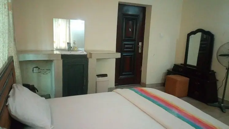 Tek Büyük Yataklı Oda