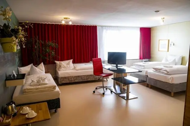 Deluxe Üç Kişilik Oda