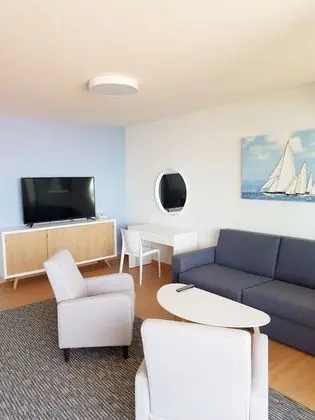 Luxury Apart Daire, Sıcak Su Havuzu