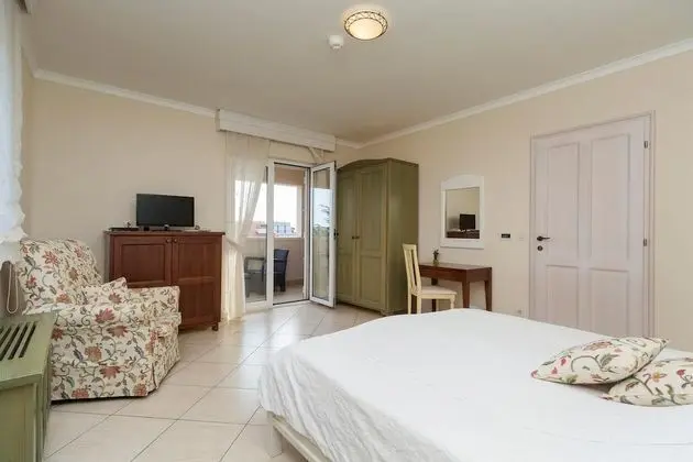 Double Room, Balcony, Sea View