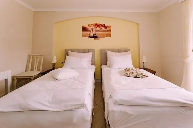 Tek Büyük Yataklı Oda, Balkon, Park Manzaralı