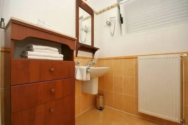 Tek Büyük Yataklı Oda, Balkon, Park Manzaralı