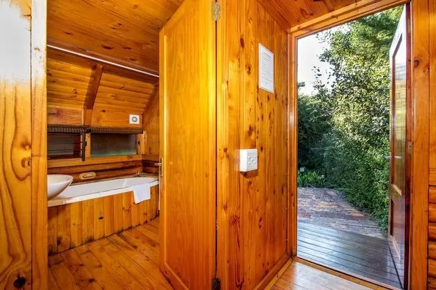 Comfort Tek Büyük veya İki Ayrı Yataklı Oda