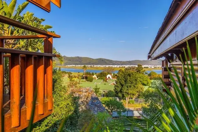 Comfort Tek Büyük veya İki Ayrı Yataklı Oda