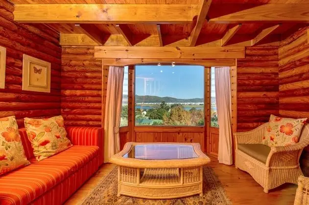 Kulübe (Double Storey Log Cabin)