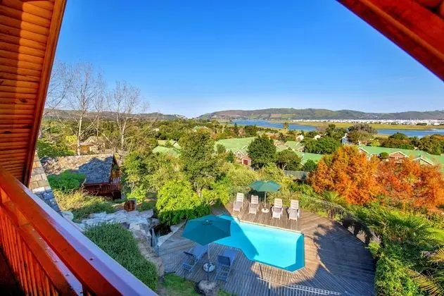 Kulübe (Double Storey Log Cabin)