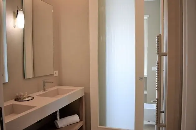 Exclusive Süit, Banyolu/Duşlu