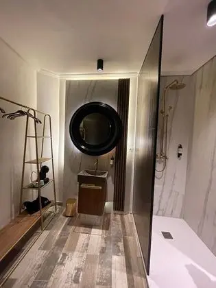 Tek Büyük Yataklı Oda (Petit)