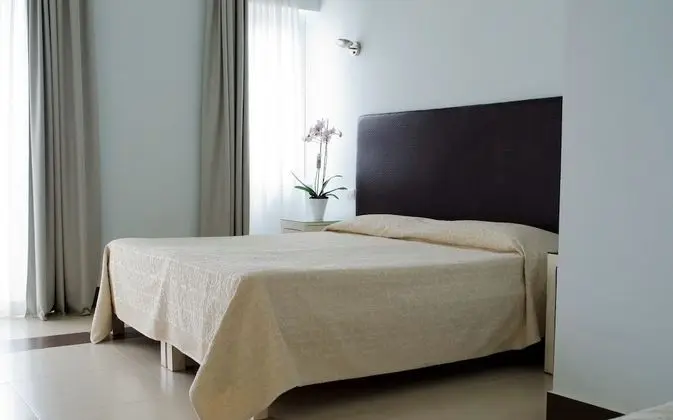Tek Büyük Yataklı Oda, Bahçe Manzaralı