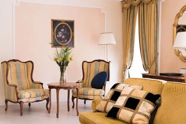 Deluxe Tek Büyük Yataklı Oda, Balkon