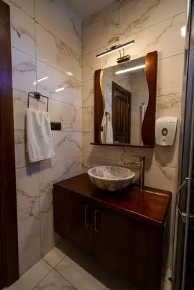 Aile Odası, Dağ Manzaralı, Balkonlu