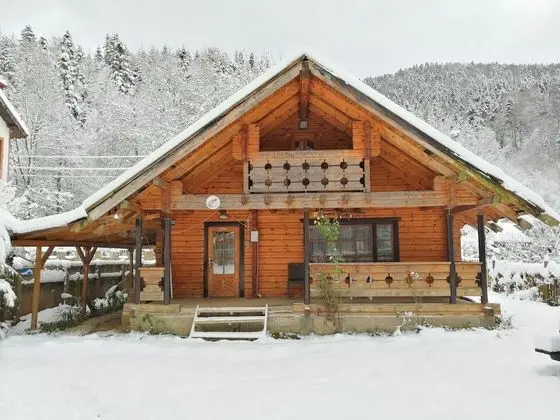 Family Bungalov, Sigara İçilebilir (Dag Evi)