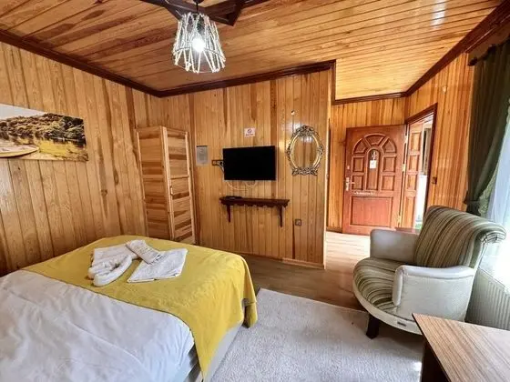 Bungalow, Bahçe Manzaralı, Balkon veya Teraslı