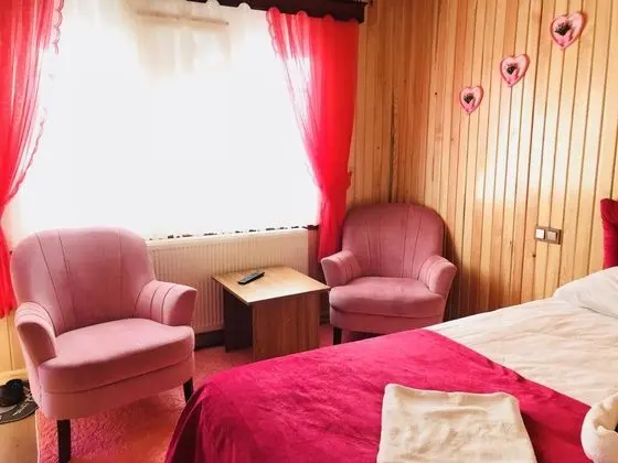 Bungalow, Bahçe Manzaralı, Balkon veya Teraslı