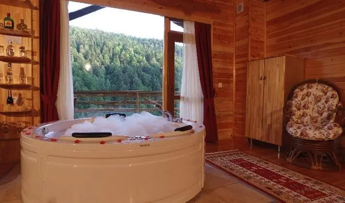 Orman Manzaralı King Suite