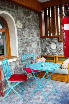 Taş Oda, Bahçe Manzaralı