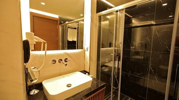 Deluxe Oda Banyo