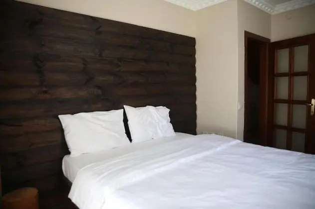 Villa - 4 Yatak Odalı, Kısmi Orman ve İç Bahçe Manzaralı, Aileye Özel