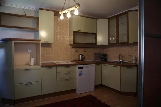Villa - 4 Yatak Odalı, Kısmi Orman ve İç Bahçe Manzaralı, Aileye Özel