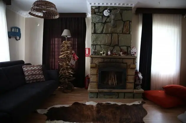 Villa - 4 Yatak Odalı, Kısmi Orman ve İç Bahçe Manzaralı, Aileye Özel