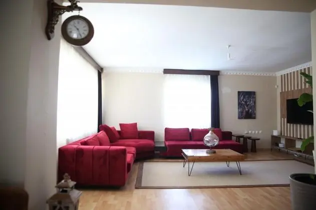 Villa - 4 Yatak Odalı, Kısmi Orman ve İç Bahçe Manzaralı, Aileye Özel