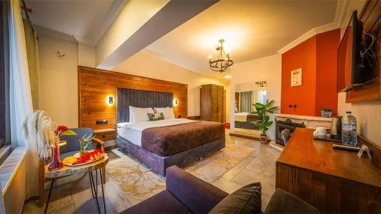 Deluxe Oda, Kısmi Göl Manzaralı, Giriş Katı