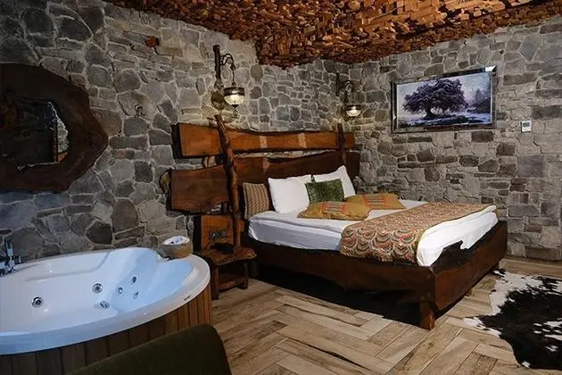 Jakuzili ve Şömineli Deluxe Oda, Doğa Manzaralı