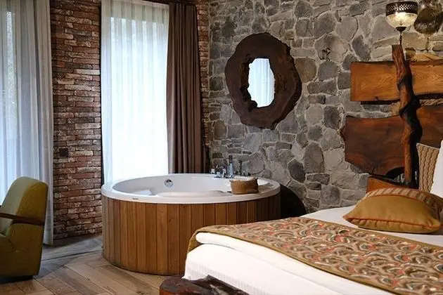 Jakuzili ve Şömineli Deluxe Oda, Doğa Manzaralı