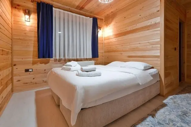 Double Room, Fireplace