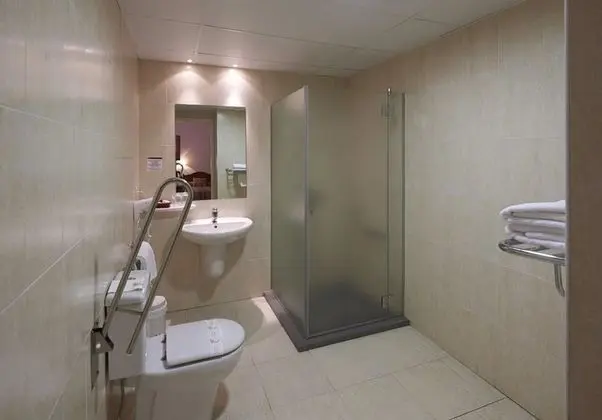 Tek Büyük veya İki Ayrı Yataklı Oda