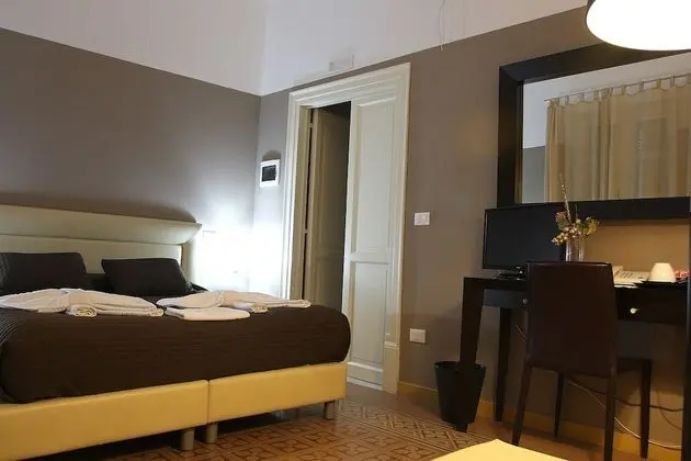 Tek Büyük veya İki Ayrı Yataklı Oda