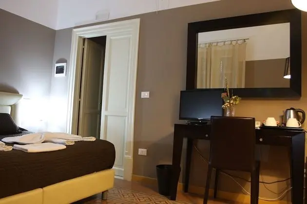 Tek Büyük veya İki Ayrı Yataklı Oda