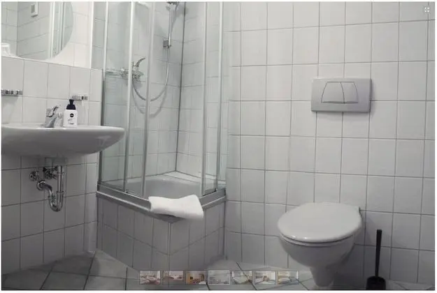Comfort Tek Büyük veya İki Ayrı Yataklı Oda