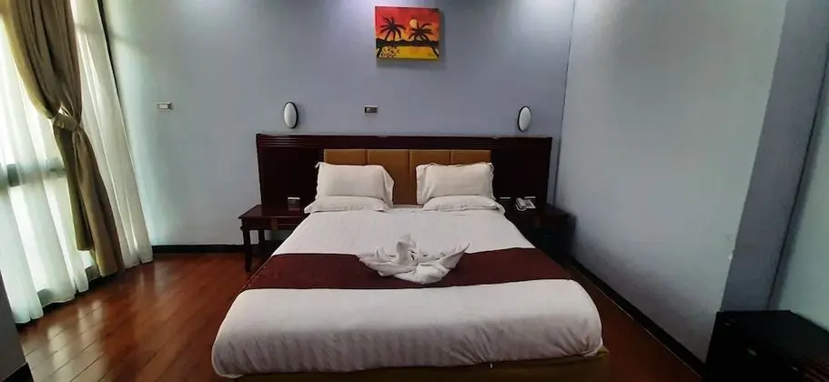 Deluxe Tek Büyük Yataklı Oda