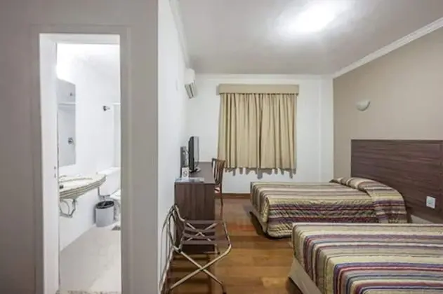 Tek Büyük veya İki Ayrı Yataklı Oda