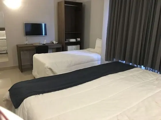 Üç Kişilik Oda