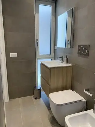 Standard Apart Daire, 2 Yatak Odası, Mutfak, Şehir Manzaralı