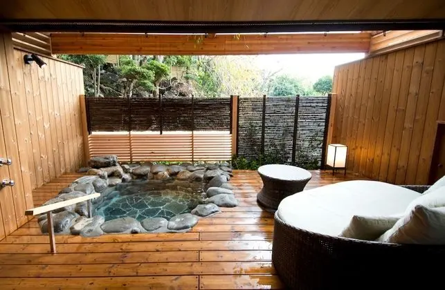 İki Ayrı Yataklı Oda (Open-air Bath, Japanese Meals)