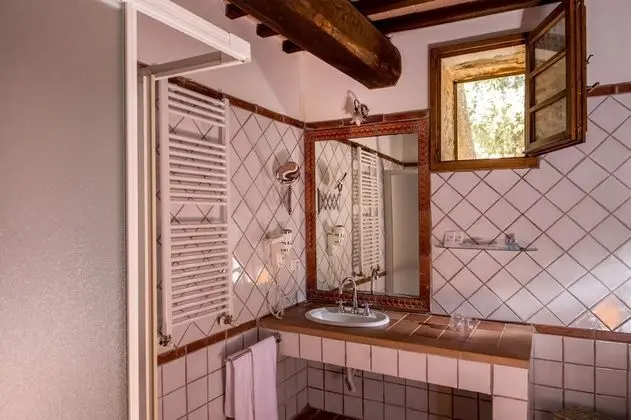 Junior Süit, Sauna