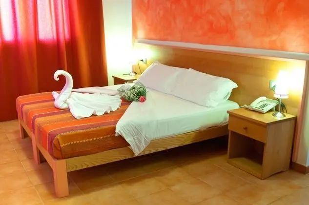 Tek Büyük Yataklı Oda, Balkon, Deniz Manzaralı