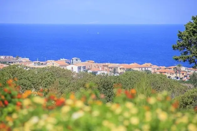 Tek Büyük Yataklı Oda, Balkon, Deniz Manzaralı
