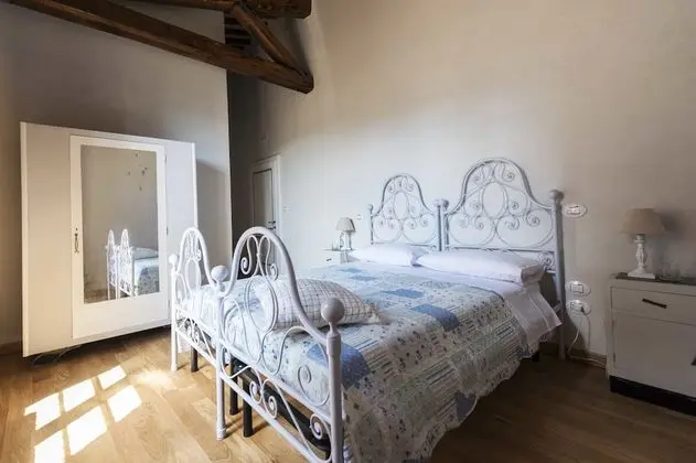 Comfort Tek Büyük veya İki Ayrı Yataklı Oda, Avlu Manzaralı