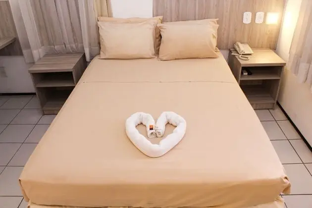 Standard Tek Büyük Yataklı Oda