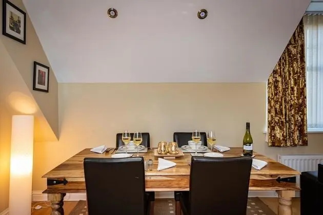 Deluxe Çatı Katı Süiti (Penthouse), Birden Çok Yatak Odası